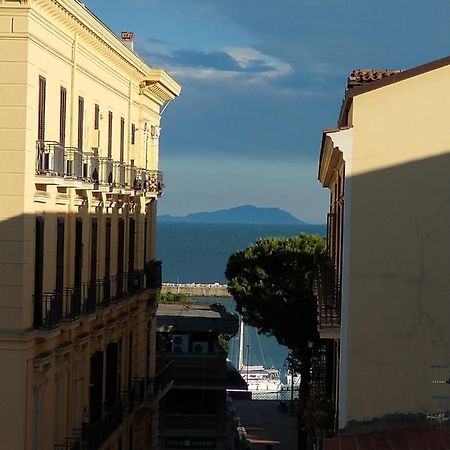 Mi Casa Tu Casa Hotel Formia Kültér fotó