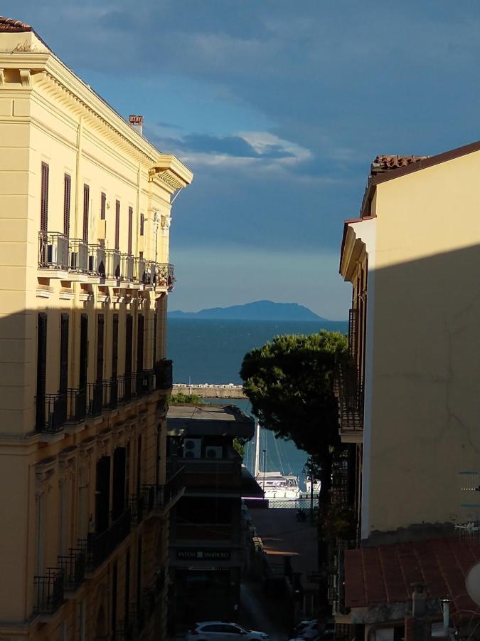 Mi Casa Tu Casa Hotel Formia Kültér fotó